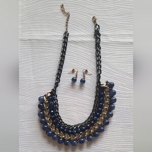 Elegant Blue and Gold Necklace Set